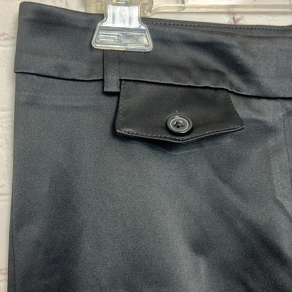 Vintage Y2K Cache Satin Bermuda Shorts - Picture 5 of 12